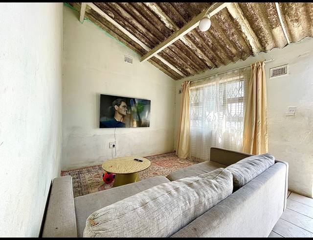 2 BEDROOM HOUSE FOR SALE IN UMLAZI U